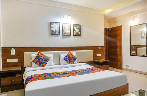 Meera Nagar Hotel | Fabhotel Irish