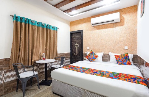 Guntur Hotel | FabHotel Jaya Grand - Nr. Railway Station