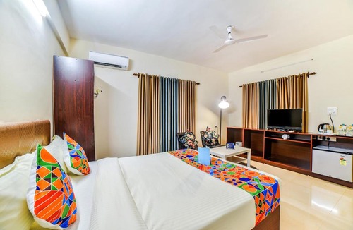 Calangute Hotel | FabHotel K7 Trends - Nr Calangute Beach