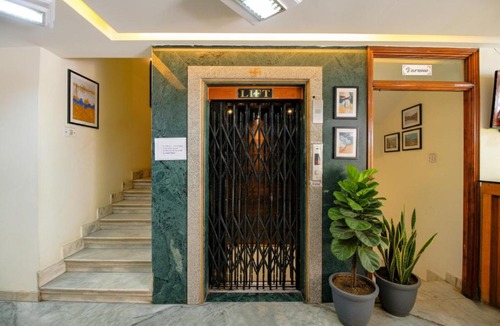 Maharana Pratap Nagar Hotel | FabHotel Kamla Regency - Rani Kamlapati Station