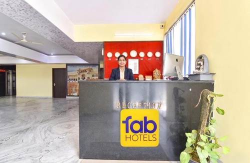 Jagatpura Hotel | FabHotel Kirara - Nr Jaipur International Airport