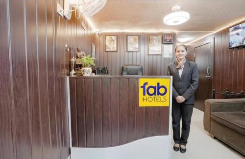 Pune Hotel | FabHotel Komfort Inn - Nr Twin Tower