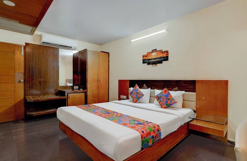 Bengaluru Hotel | Fabhotel Madhura Residency