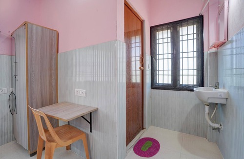 Chennai Hotel | Fabhotel Madras Residency Nemili - Nr Rajiv Gandhi Memorial