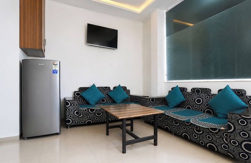 Rau Hotel | FabHotel Manjulam Regency, Rajendra Nagar
