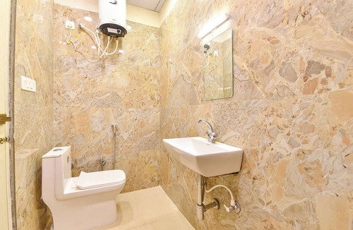 Mansarovar Hotel | Fabhotel Mansarovar Retreat