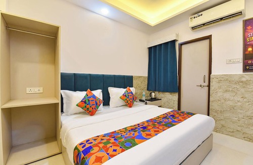 Indore Hotel | FabHotel Metro Residency, Indore Junction Railway Station
