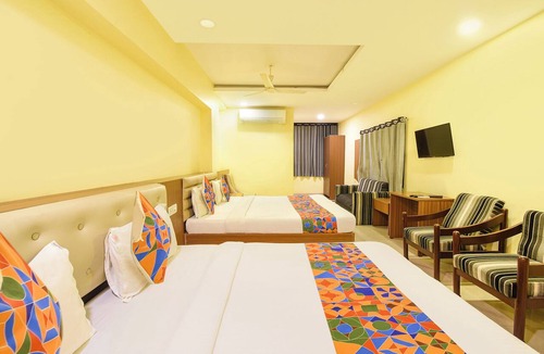 LB Nagar Hotel | Fabhotel Nakshatra Grand