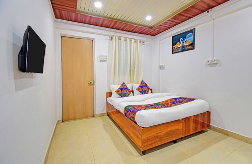 Hinjawadi Hotel | Fabhotel Om Sai