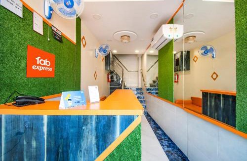Santacruz Hotel | FabHotel Orange Suites - Nr Mumbai International Airport