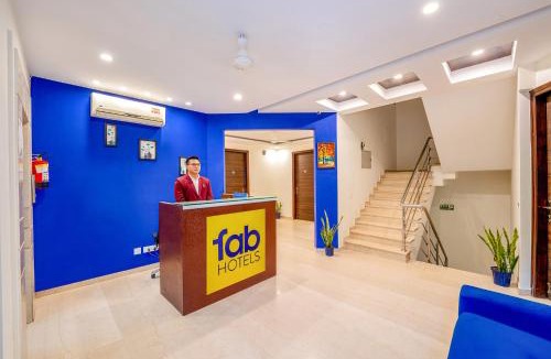 Sushant Lok Hotel | FabHotel Oyster Villa - Nr Paras Hospitals Sushant Lok 1
