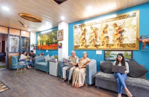 Bhojpur Hotel | FabHotel Prakash & Sons, Hoshangabad Rd