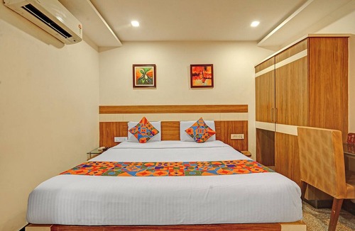 Vijayawada Hotel | FabHotel Pratibha Grand - near Vijayawada Junction