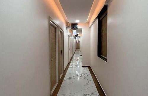Gachibowli Hotel | FabHotel Prime Anika Suites