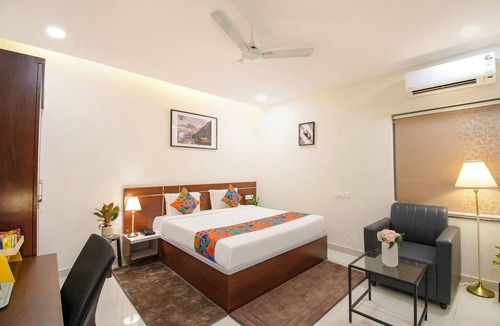 Madhapur Hotel | FabHotel Prime Cozy - Nr Yashoda Hospital, Hitech City