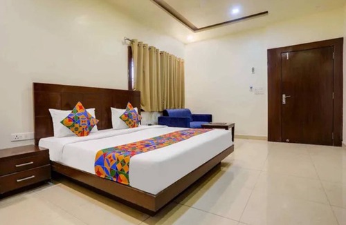 Bhopal Hotel | FabHotel Prime Nirmal Residency