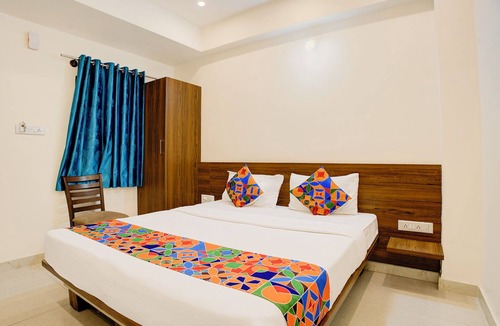 Narasapura Hotel | FabHotel Purple Grand - Jalahalli West