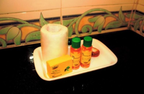 Varanasi Hotel | Fabhotel Raghav Raj Inn