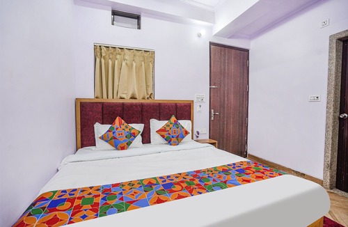 Varanasi Hotel | Fabhotel Raghav Raj Inn