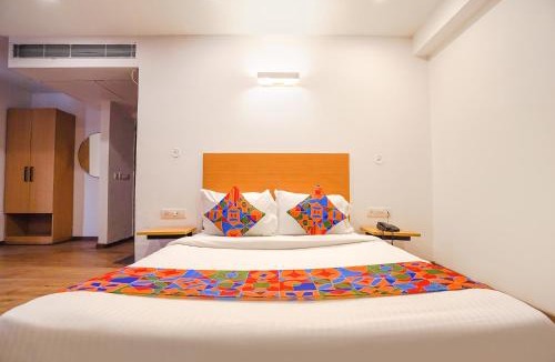 Gomti Nagar Hotel | FabHotel Ramayana