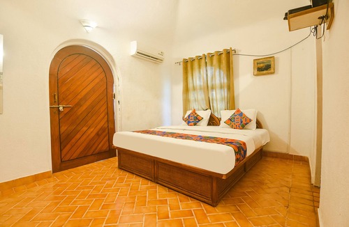 Baga Hotel | FabHotel Royal Baga Residency