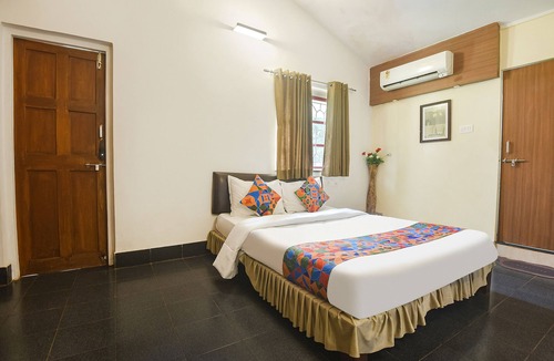 Baga Hotel | FabHotel Royal Baga Residency