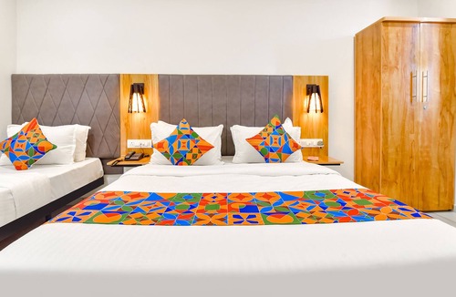 Padra Hotel | Fabhotel Royal City