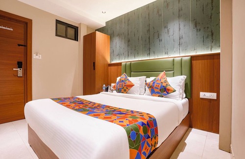 Bandra West Hotel | Fabhotel Ruby Grand