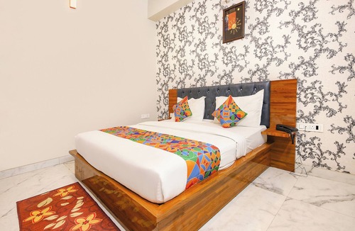 Dehradun Hotel | Fabhotel Rudra