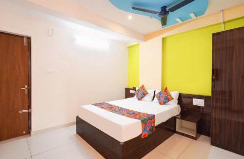 Kunigal Hotel | FabHotel Saanidhya Comforts - Tumkur Road