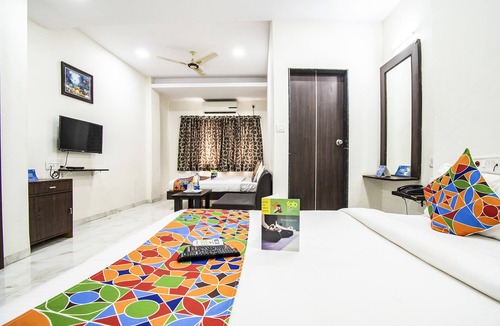 Nashik Road Hotel | FabHotel Sahara Inn