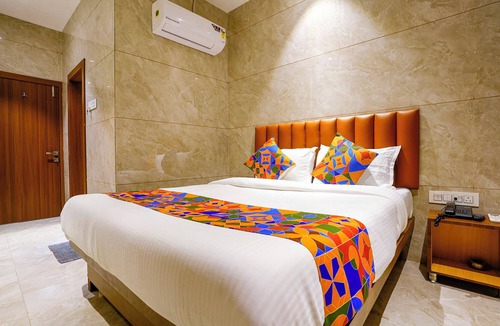 Andheri Hotel | Fabhotel Sarah Inn