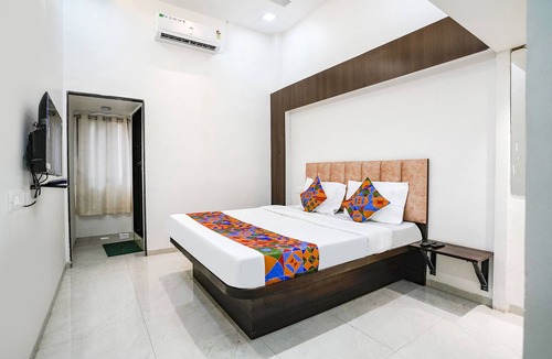 Nashik Hotel | Fabhotel Saroj Inn