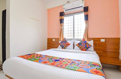 Hinjawadi Hotel | FabHotel Silver 9