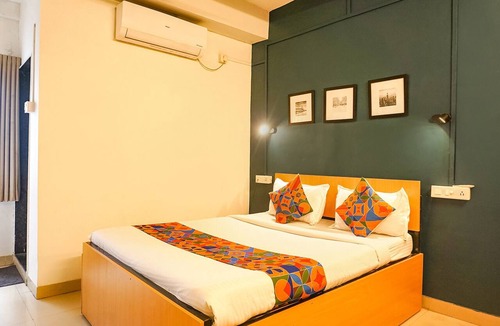 Pune Hotel | FabHotel Silver Key