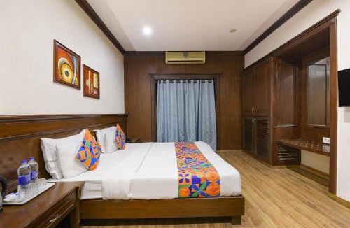 DLF Phase 3 Hotel | FabHotel Siris 18 - Aravali Biodiversity Park