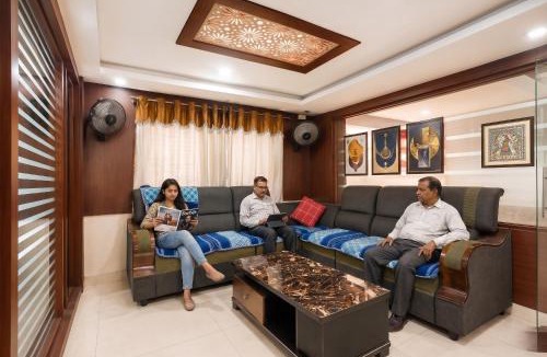 Dabagardens Hotel | Fabhotel Sitara Grand - Nr Jagadamba Junction