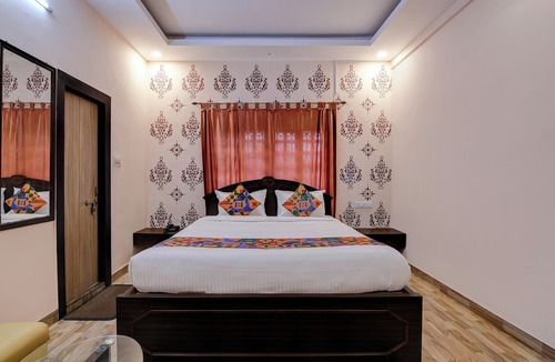 Sector II Hotel | Fabhotel Springwood