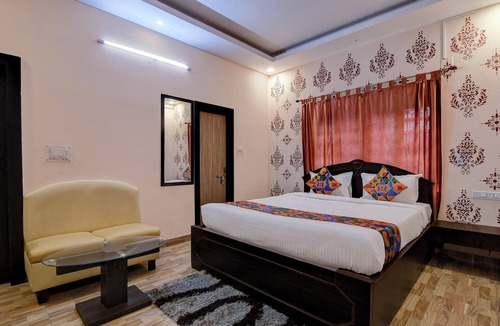 Sector II Hotel | Fabhotel Springwood