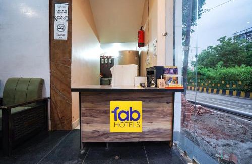 Vrindavan Hotel | Fabhotel SS Dham - 200m from prem Mandir