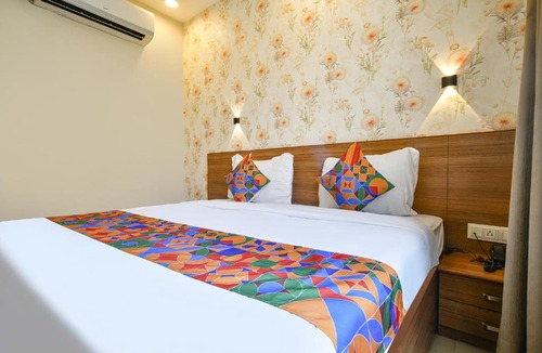 Bhanvarkuan Hotel | FabHotel Staywell