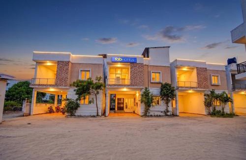 Vadanemelli Hotel | FabHotel Subikshas Mirra Villa -ECR