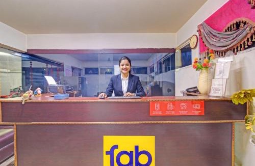 Jubilee Hills Hotel | FabHotel Sun Mint - Jubilee Hills