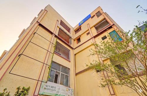 Jubilee Hills Hotel | FabHotel Sun Mint - Jubilee Hills