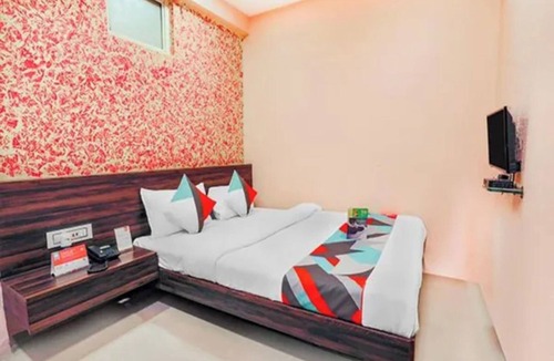 Indore Hotel | FabHotel SVL Inn, Indore City