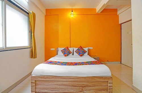 Kharadi Hotel | Fabhotel The Digamber Inn