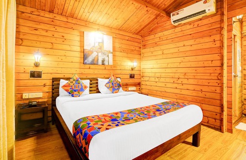 Baga Hotel | Fabhotel Tranquility Cottage Resort