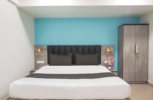 Pune Hotel | Fabhotel Vardhan Plaza