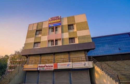 Wagholi Hotel | FabHotel Wagholi Inn