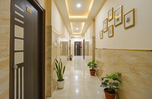 Kondapur Hotel | FabHotel White House Leo